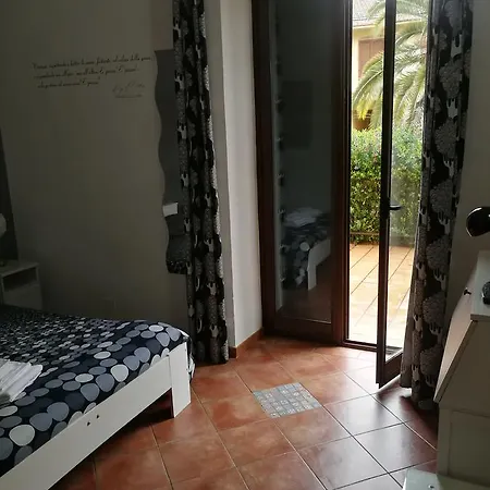 King Arthur's Houses Bed & Breakfast *